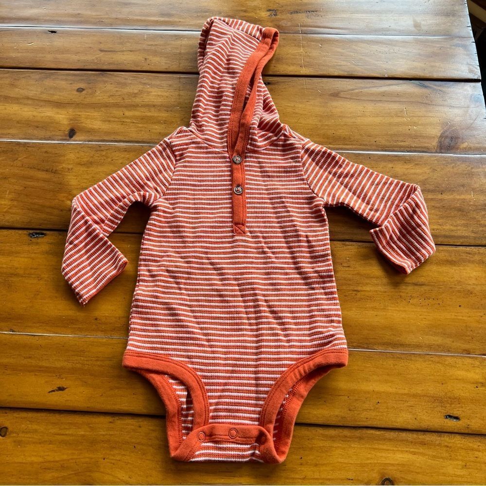 🍭6/$30 Carter’s striped hoodie long sleeve onesie for baby boy - 12 months